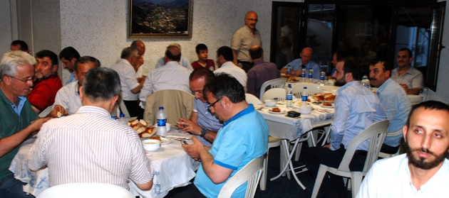 Bahçelievlerli Trabzonlular iftar da buluştu