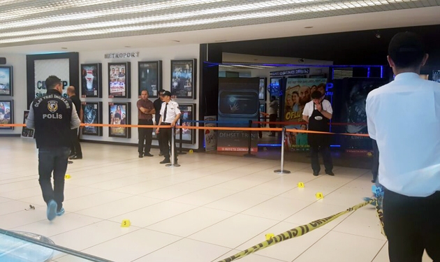 Bahçelievler'de AVM'de silahlı saldırı