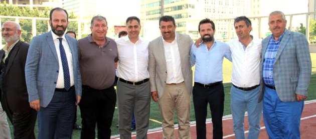 Bayburtluların nefes kesen turnuvasında kupalar sahiplerini buldu