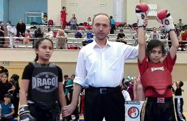 Bağcılarlı sporcular 1’incilik kupasını kazandı