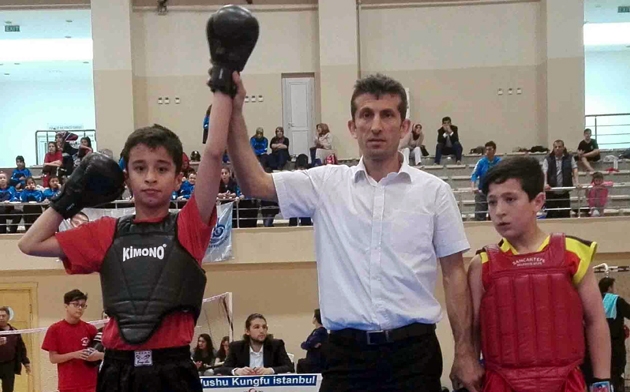 Bağcılarlı sporcular 1’incilik kupasını kazandı