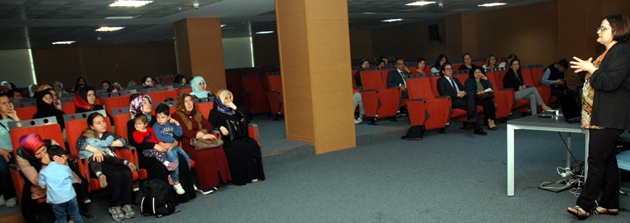 Bahçelievler’de “Doğuma ve Anneliğe Hazırlık Okulu” açıldı
