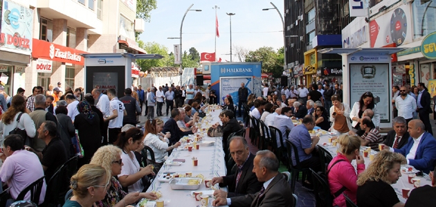 Başkan Kerimoğlu esnafın sorunlarını dinledi