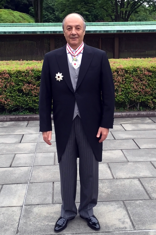 Tuncay Özilhan, Japon Hükümeti tarafından Devlet Nişanı ile onurlandırıldı