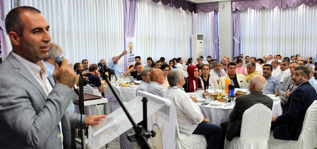 AK Parti Bahçelievler STK’larla iftar yemeğinde buluştu