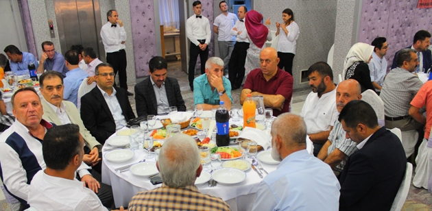 AK Parti Bahçelievler STK’larla iftar yemeğinde buluştu