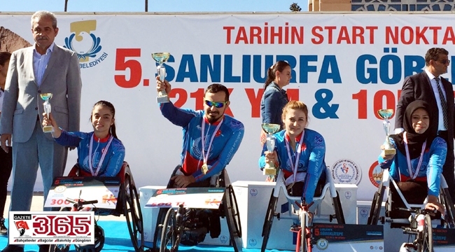 Bağcılarlı engelli atletler, Şanlıurfa’daki yarışmaya damga vurdu