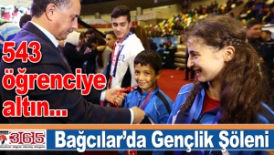 Bağcılar’da 543 öğrenci altınla ödüllendirildi