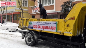 Bahçelievler Belediyesi karla mücadele çalışmalarını sürdürüyor