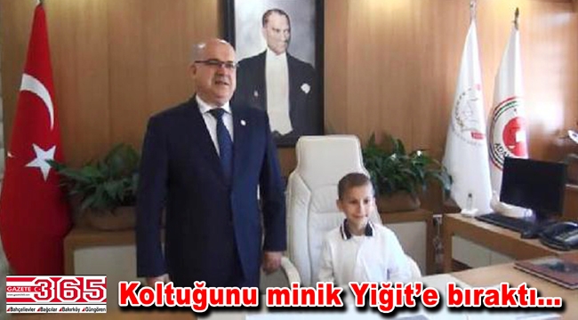 Bakırköy Başsavcısı Hatipoğlu koltuğunu ilkokul öğrencisine bıraktı