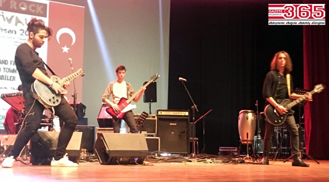 Bakırköy'de BAK'IN ROCK Festivali gerçekleştirildi  