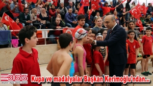 Bakırköy'deki mini olimpiyatın minikleri kupalarını aldı