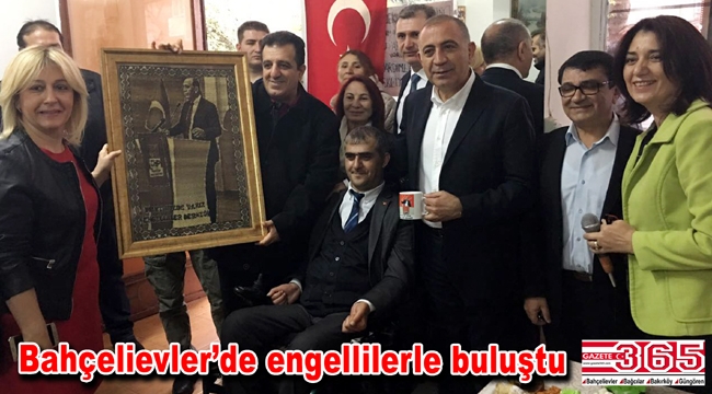 Gürsel Tekin’den Umut Biz de Varız Engelliler Derneği’ne ziyaret…