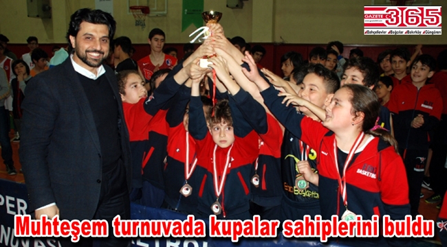 Süper Cup Basketbol Ligi'nde dereceye girenler ödüllendirildi