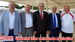 Esnaf ve sanatkarlar iftar sofrasında bir araya geldi