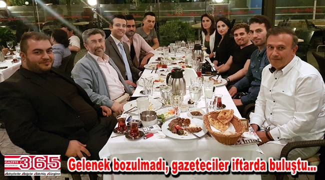 Zekeriya Yıldız gazetecileri iftar sofrasında ağırladı