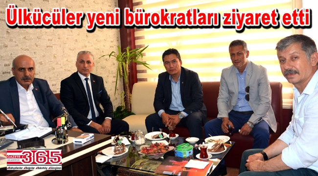 Yeni bürokratlara ziyaretler sürüyor