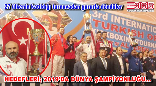 Bahçelievlerli sporcular Antalya'dan şampiyonluk kupasıyla döndüler