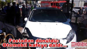 Bakırköy'de otomobil kafeye daldı: 2'si hafif 3 yaralı