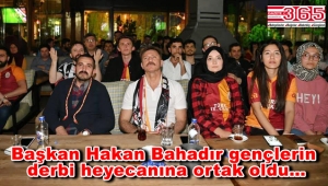 Hakan Bahadır Bahçelievlerli gençlerle Galatasaray - Beşiktaş maçını izledi