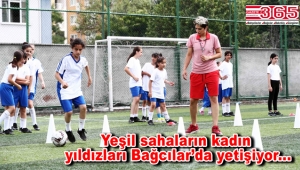 Geleceğin kadın futbolcuları Bağcılar Belediyesi Yaz Spor Okulları'nda yetişiyor