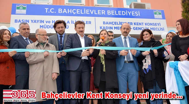 Bahçelievler Kent Konseyi'nin yeni hizmet binası yoğun katılımla açıldı