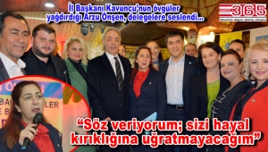 İYİ Parti Bahçelievler İlçe Başkanı Arzu Önşen, delegelerle yemekte buluştu