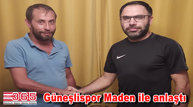 Bağcılar Güneşli Spor Kulübü Teknik Direktör Özcan Maden ile el sıkıştı 