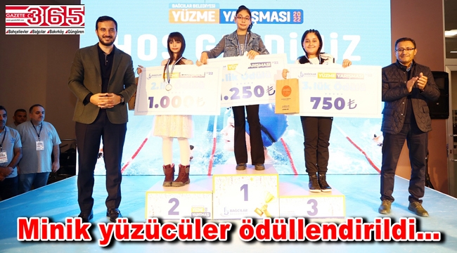 Bağcılar’da şampiyon yüzücüler yetişiyor