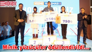 Bağcılar’da şampiyon yüzücüler yetişiyor