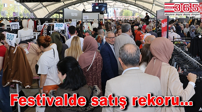 Merter Giyim Festivali hem esnafın hem vatandaşın yüzünü güldürdü