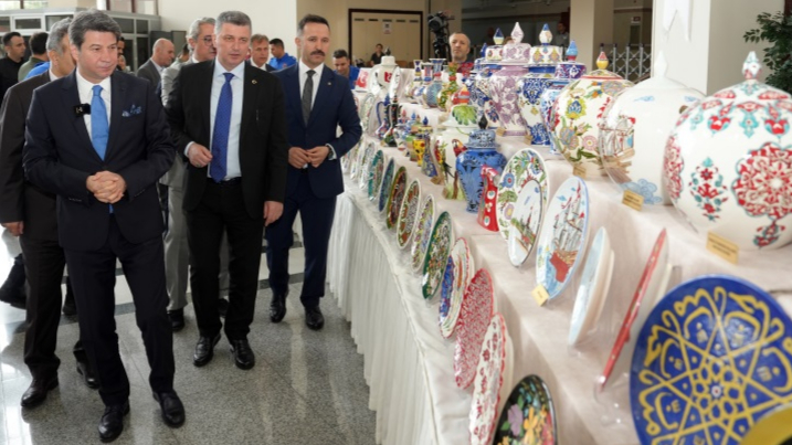 Bakırköy Adliyesi’nde tutuklu ve hükümlülerin el ürünleri sergisi açıldı