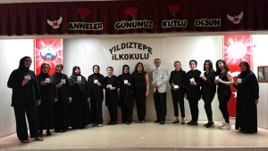 Yıldıztepe İlkokulu'nda farkındalık oluşturan Anneler Günü kutlaması