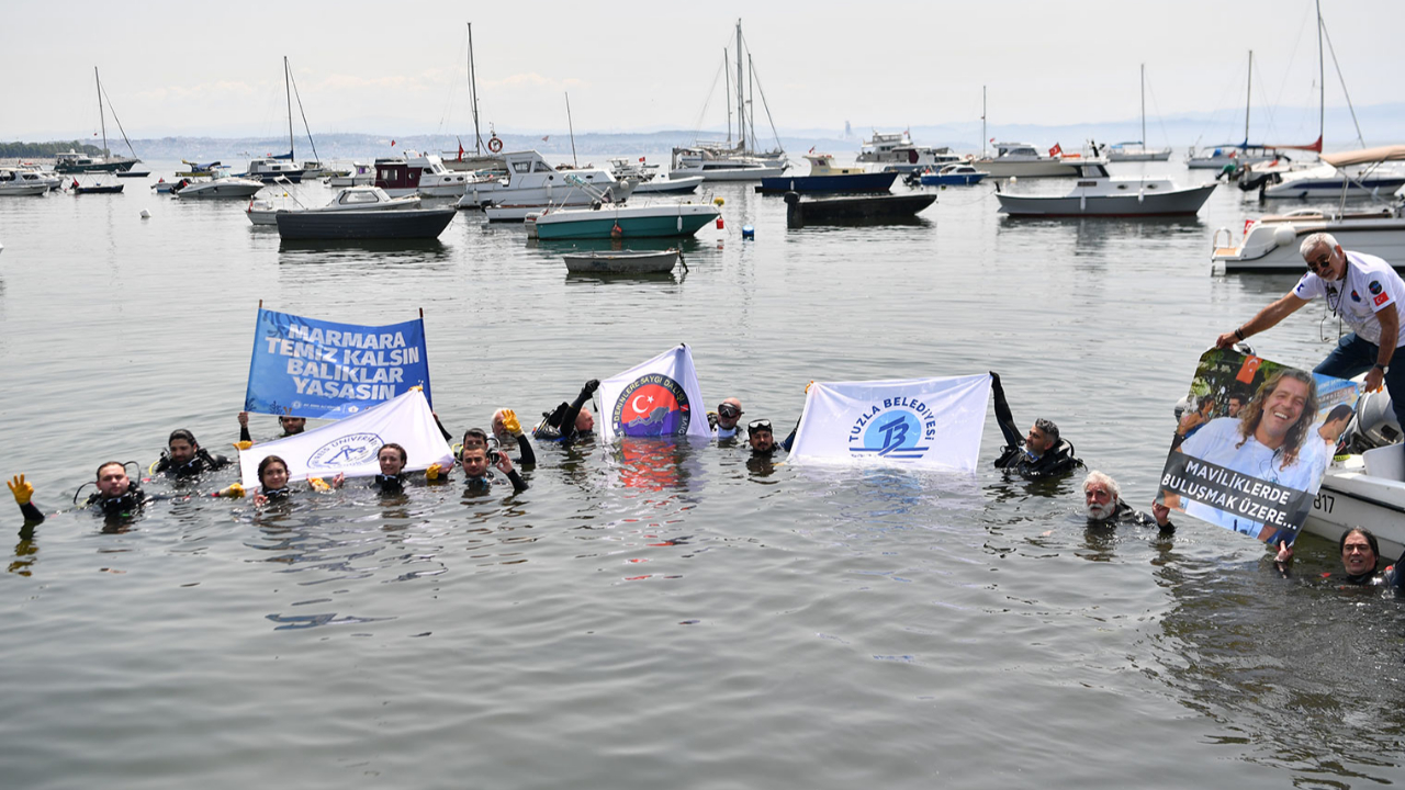 Dalgıçlar Tuzla'dan haykırdı: Marmara temiz kalsın!