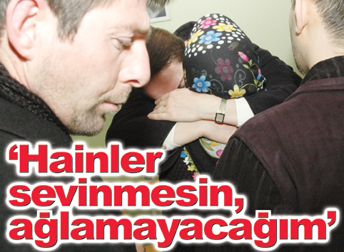 Ateş düşen babaocağına ziyaretler sürüyor