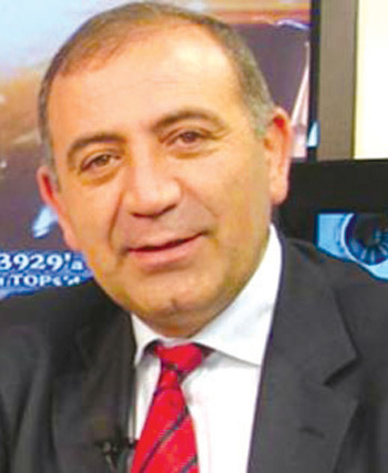 Gürsel Tekin yeniden başkan