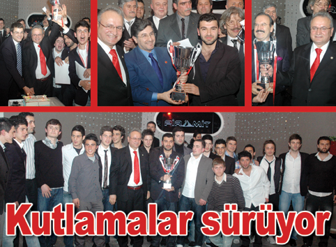 Merterspor'da, yönetim, teknik heyet, futbolcu ve taraftar el ele