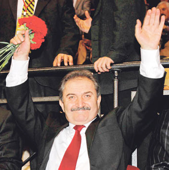 DP'nin yeni lideri Namık Kemal Zeybek