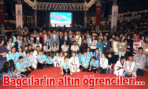 450 başarılı öğrenci ödüllendirildi