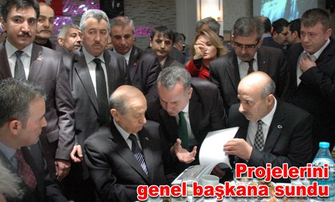 Projelerini genel başkana sundu