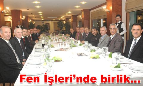 Müdürler yemekte buluştu
