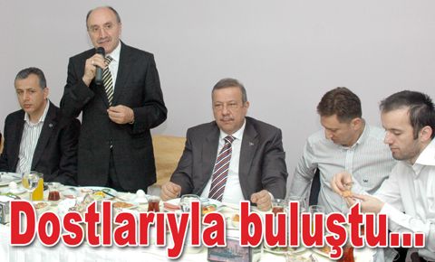 Hayati Güllük, yıllarca görev yaptığı ilçedeki dostlarıyla kahvaltıda bir araya geldi…