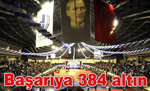 Bağcılar’da başarıya 122’si tam 384 altın…