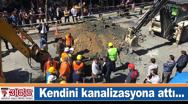 Bağcılarda Suriyeli kendini kanalizasyona attı