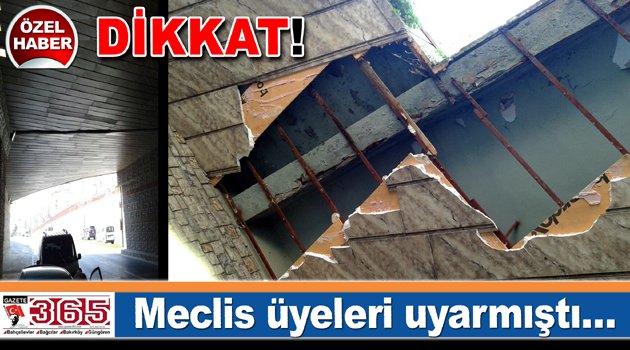 Haznedar altgeçitten geçenler dikkat!.. Kaplama betopan başınıza düşebilir…