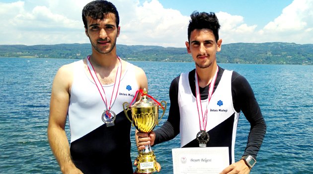 İhlas Koleji Kürek Takımı Türkiye ikincisi oldu