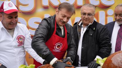 Bahçelievler'de çiğ köfte coşkusu