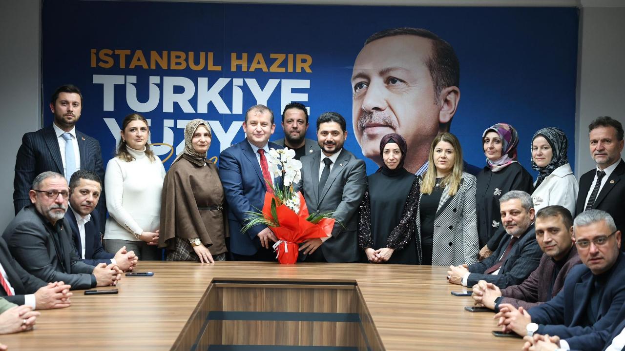 AK Parti Bağcılar İlçe Başkanlığı’na Mikail Çakır getirildi