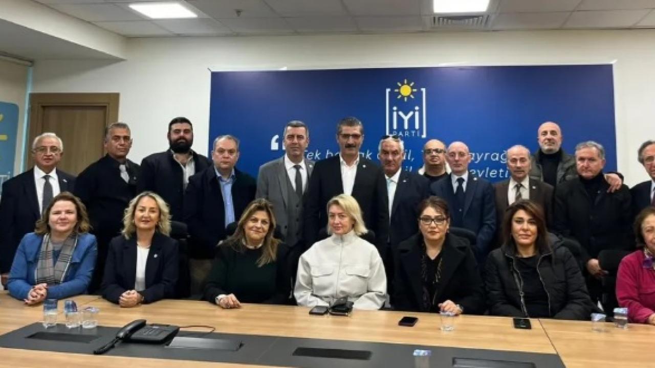 İYİ Parti Bakırköy Teşkilatı’ndan Yücel Coşkun’a ‘Hayırlı olsun’ ziyareti