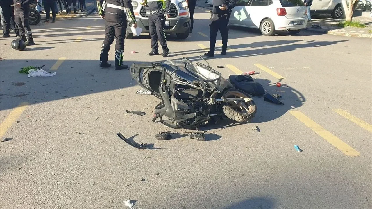 Motosiklet sürücüsü 16 yaşındaki genç kız hayatını kaybetti